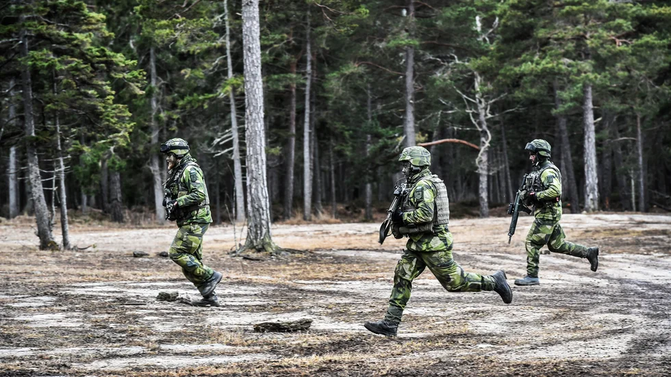 Skjutövningar i Boden får avbrytas, sedan obehöriga tagit sin in på skjutfältet. Bilden är tagen i ett annat sammanhang. Arkivbild.