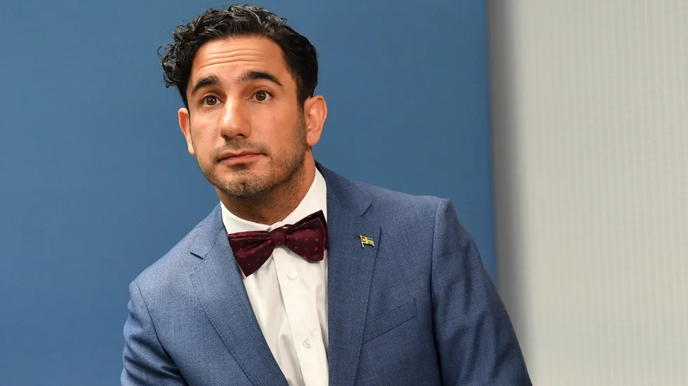 Socialförsäkringsminister Ardalan Shekarabi (S) pressas av riksdagen om reglerna i sjukförsäkringen. Arkivbild.