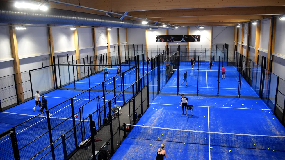 Skellefteå Padel inför hårdare restriktioner.