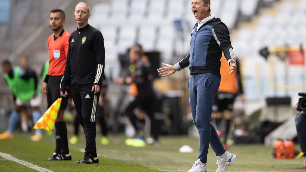 Malmös tränare Jon Dahl Tomasson fick fira guldet från sjuksängen. Arkivbild.