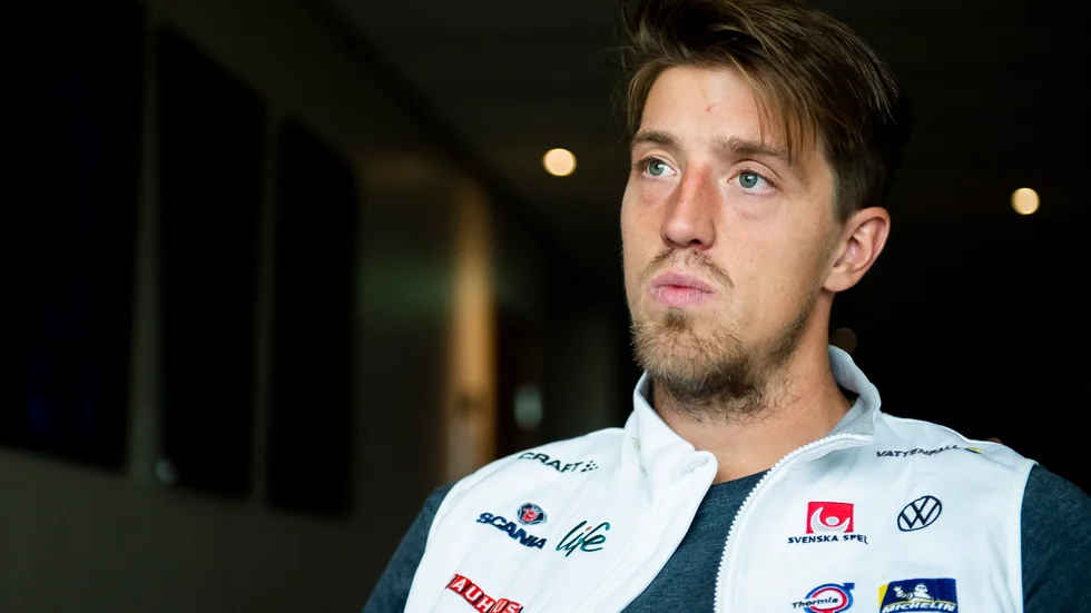Calle Halfvarsson och längdlandslaget står inför en oviss säsong. Arkivbild.