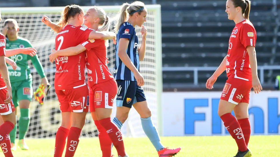 Kif Örebro kunde jubla efter sin första seger på fyra damallsvenska matcher borta mot Djurgården.