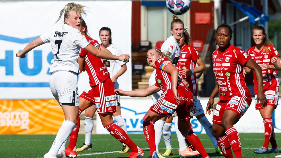 Piteå IF släppte in fem bollar mot Kopparbergs/Göteborg på hemmaplan.
