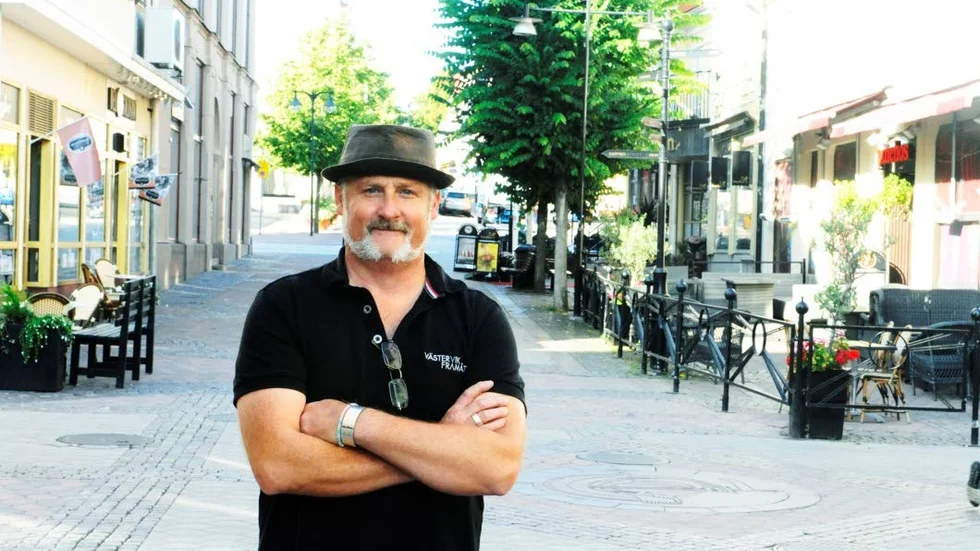 Cityledaren Tobias Ahlstedt tar initiativ till informationsträffar på högstadie- och gymnasieskolorna för att förebygga snatterier.