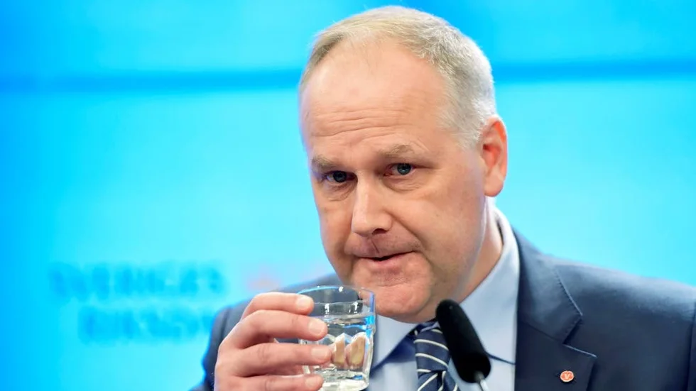 Vänsterpartiet och Jonas Sjöstedt är numera det enda vänsteralternativet i svensk politik, skriver debattörerna.