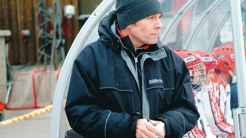 Två och en halv säsong har Christer Eriksson gjort  som tränare i Målilla Bandy. Nu hoppar han av. Foto: Magnus Strömsten