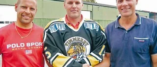 Handslagen bekräftar att Fredric Jaensson är klar för spel