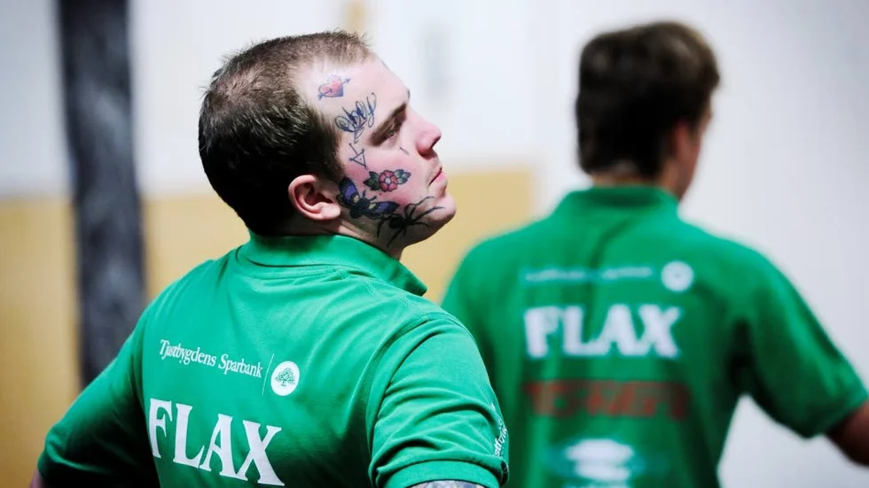 Glenn Anderssons Flax bommade chansen att ta steget upp till division 1.