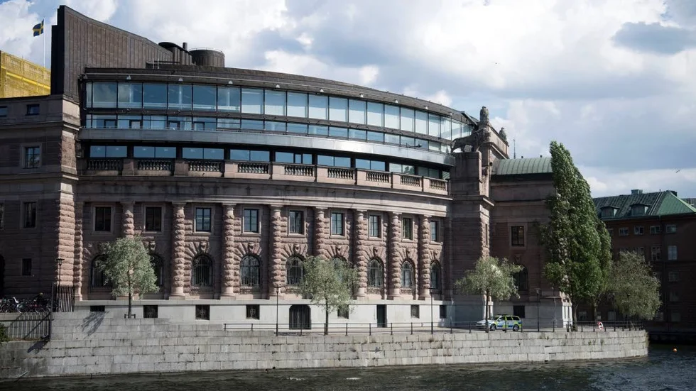 Parlamentariskt sammansatta utredningar bör få en större roll under innevarande mandatperiod.