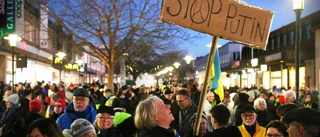 Manifestation för Ukraina ett år efter invasionen