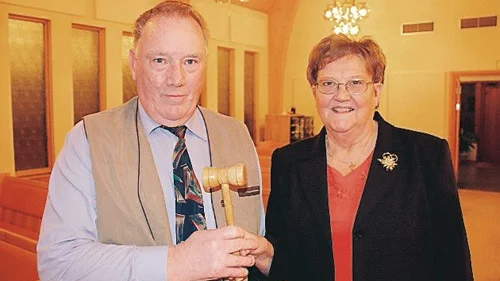 Nils-Eric Carlsson ersätter Iréne Sörling.