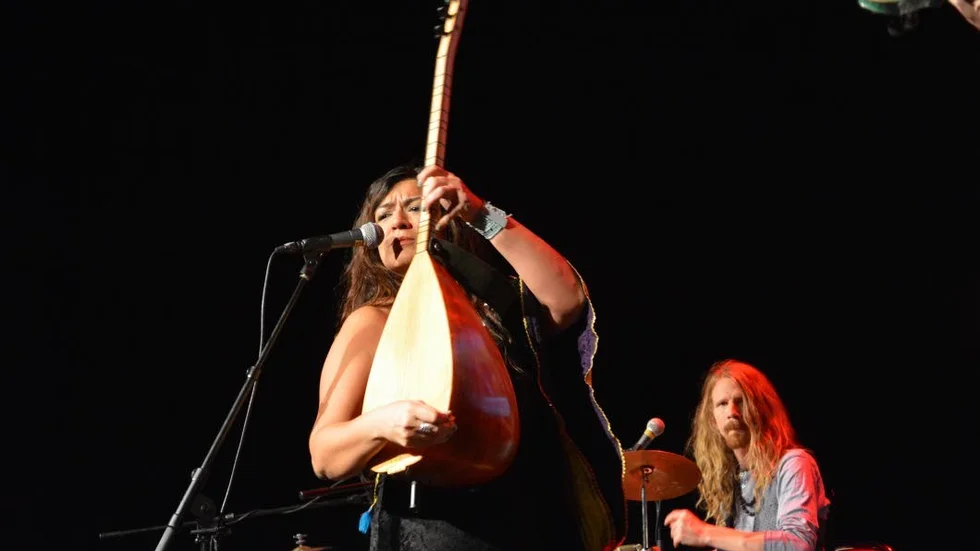 Utstrålning. Nadin Al Khalidi och Tarabband gav en fantastisk konsert på Kulturakademin i lördags kväll.