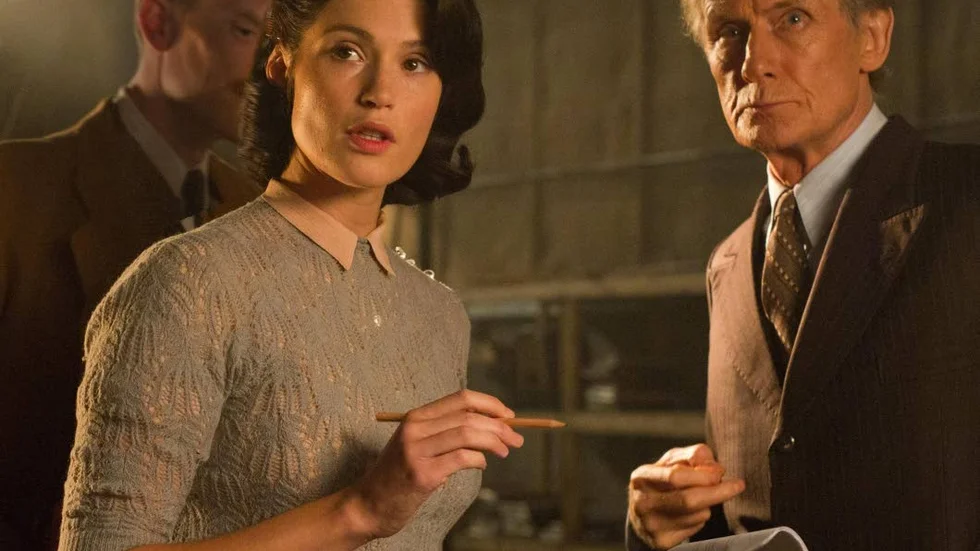 Drama. Gemma Arterton spelar huvudrollen i ”Their finest hour”, regisserad av Lone Scherfig som tidvis bor på Helgerums slott i Tjust. ?Foto: Nicola Dove