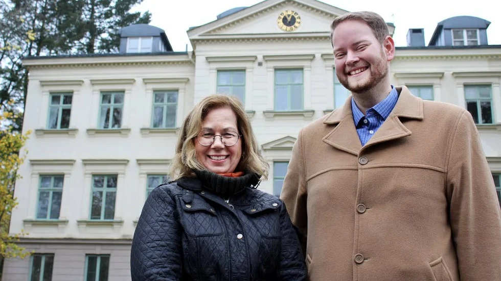 Barnhemsgatan 4. Här blir det korttidsboende för personer med psykisk funktionsnedsättning. Marita Ström och Daniel Andersson (L) är mycket nöjda över satsningen.