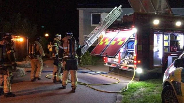 De fyra kvinnorna anlade en brand i en radhuslänga på Järdalavägen den 14 september förra året.