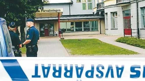 På fredagsförmiddagen fick Socialen i Linköping ett bombhot. Byggnaden utrymdes men någon laddning hittades inte.