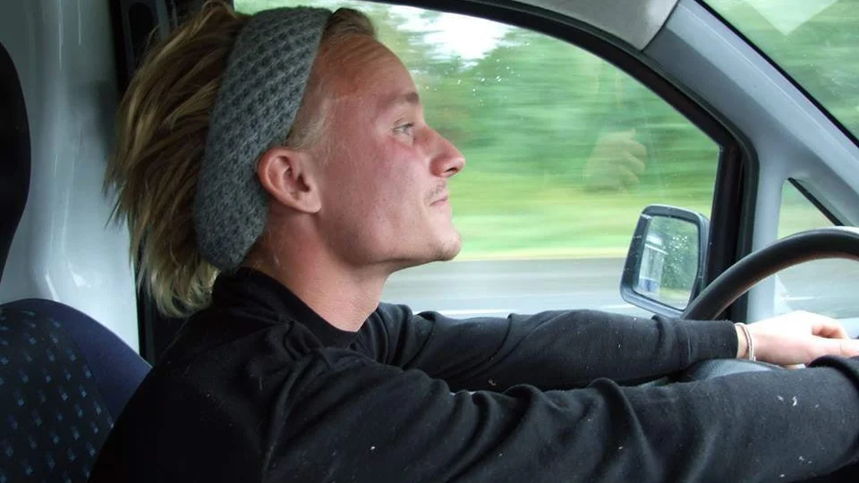 ”Jonathan var den mest levnadsglada människa jag träffat”, säger Cilla. Men bakom upptågen och livsglädjen fanns också en sårbarhet hon inte anat. Foto: Privat