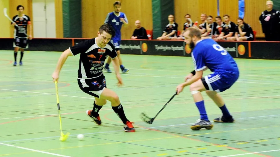 Svårstoppad. Max Ernstson gjorde tre mål i WIBK:s seriepremiär.
