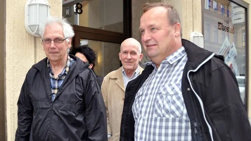 Stefan Schmieg, Jan-Eric Lundh och ombudsman Peter Johansson.