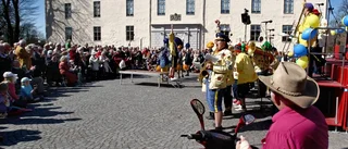 Så kan du följa studentsångarna hemifrån