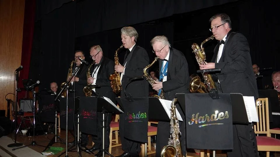 På begäran. Hardes Big band kommer till Kulturhuset den 17 oktober.