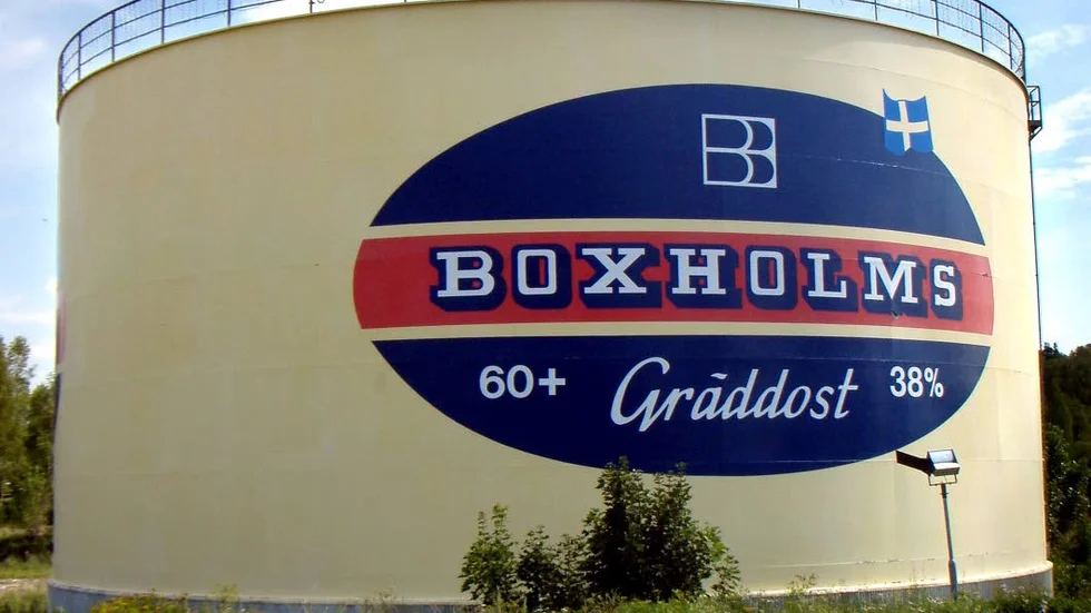 Boxholm förlorar sin osttillverkning och ett starkt varumärke slösas därmed bort, menar skribenten.