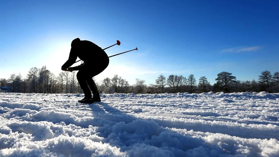 SNÖ. Dags att plocka fram skidorna, om man ska tro de danska meteorologerna.