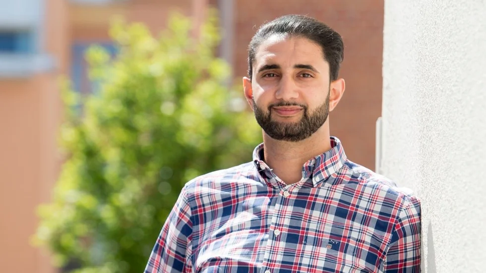 Bissarnas ordförande Ahmad Eid är mån om att utveckla samhället.