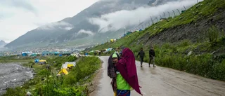 Många döda efter skyfall i Kashmir
