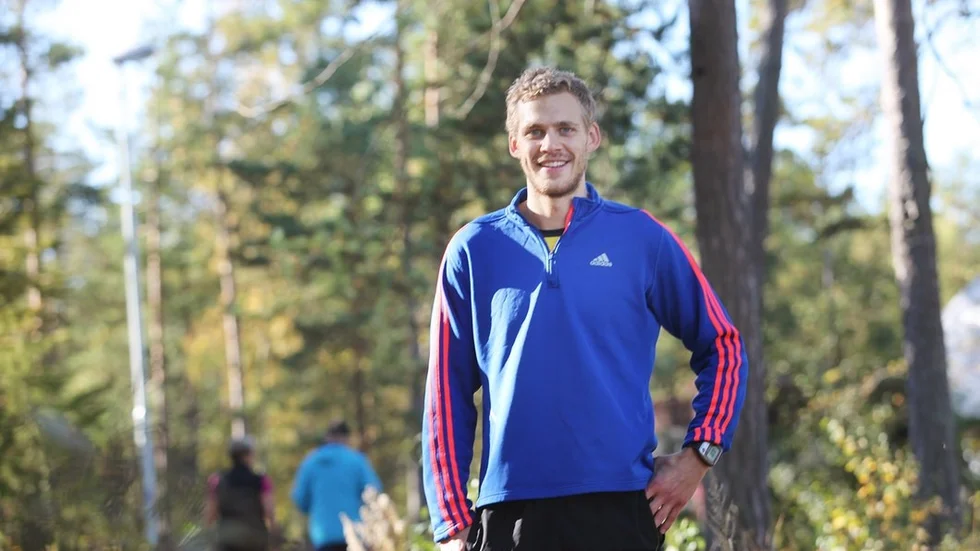Fjolårsettan Simon Karlsson ämnar springa halvmaran i slutet av november.