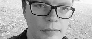 Rå ton i Gnestagrupp på Facebook