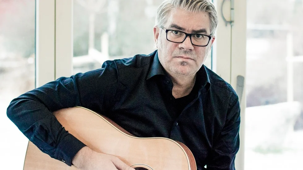 Sångaren och låtskrivaren Freddy Månsson fick en session i en inspelningsstudio i present av sina barn. Det resulterade i countrybandet Manson Clan Country Club som gör sin premiärspelning i Flen i mellandagarna.