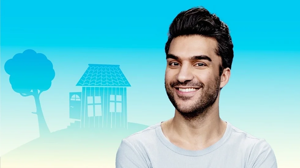 Det är inte Skavlan utan Bolibompas programledare Farzad Farzaneh som leder Skavlan jr som har premiär på söndag i Barnkanalen. Pressbild:SR