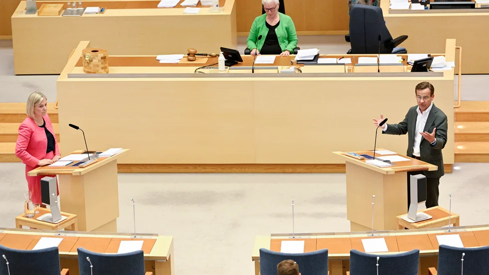 "Detta är en historiskt svag regering", säger UIf Kristersson (M). Men vad säger det egentligen om honom och oppositionspolitiken? 