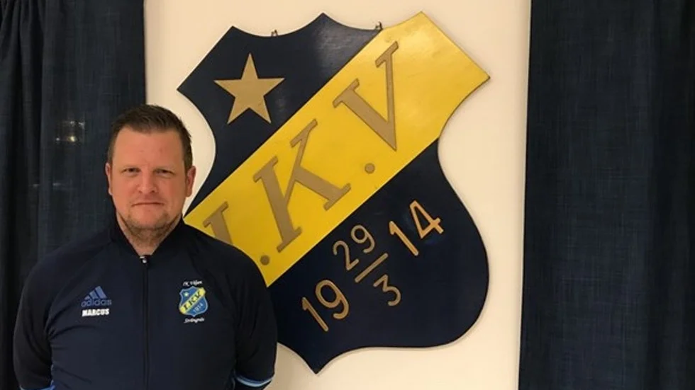Andreas Carlsson "blir blå" igen.