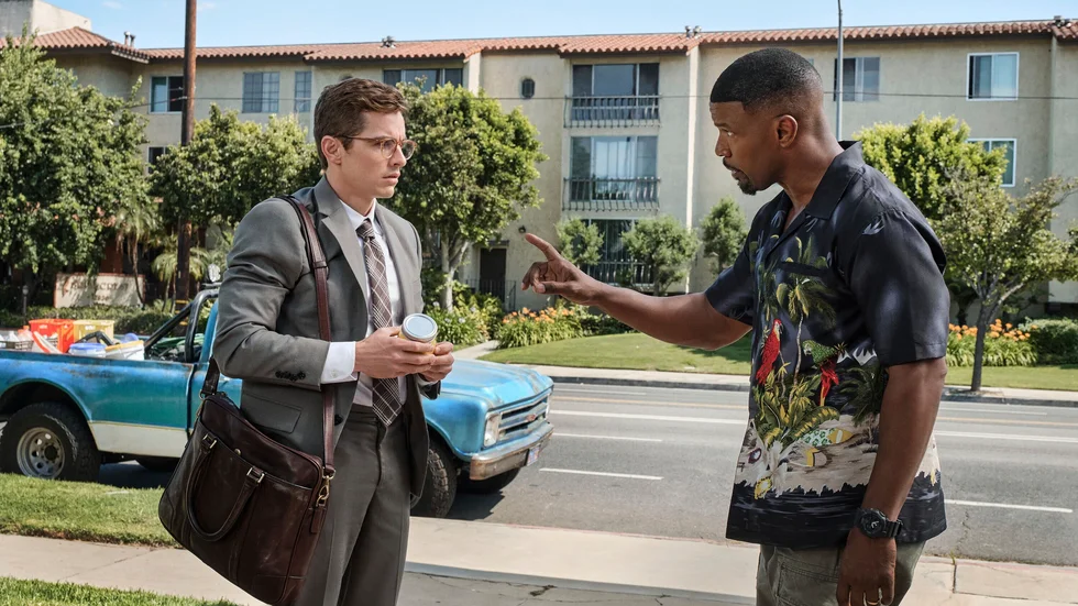 Dave Franco och Jamie Foxx som omaka vampyrjägare i Netflix actionkomedi "Dayshift". Pressbild.