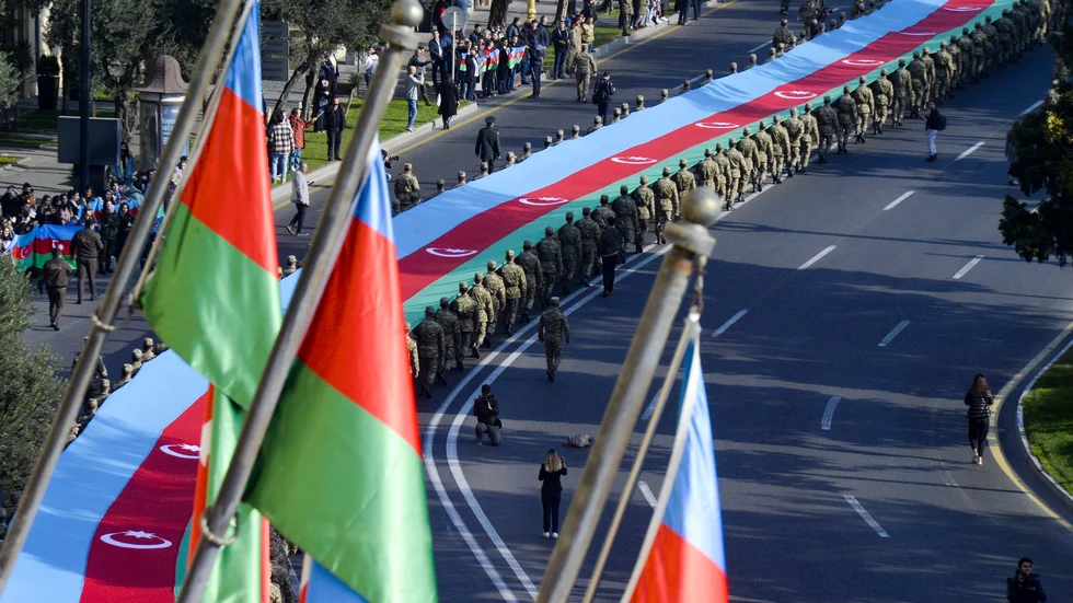 Azerbajdzjan firar Segerdagen i Baku i november 2021, efter det blodiga sex veckor långa kriget mot Armenien. Arkivbild.
