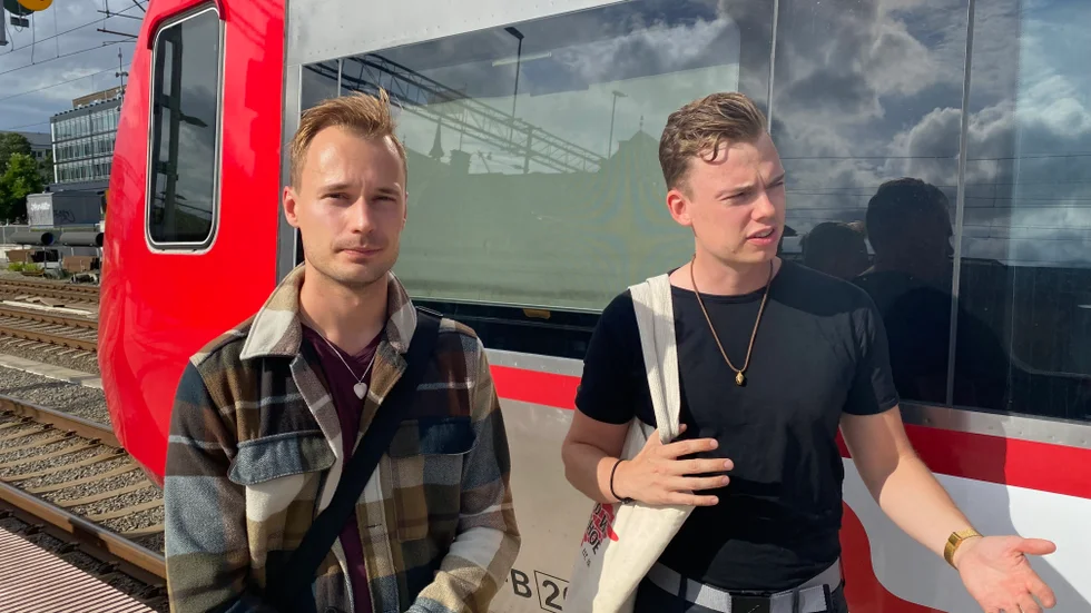 "Det har varit haveri sedan dag ett kan jag tycka" säger Erik Brattström (t.v.).