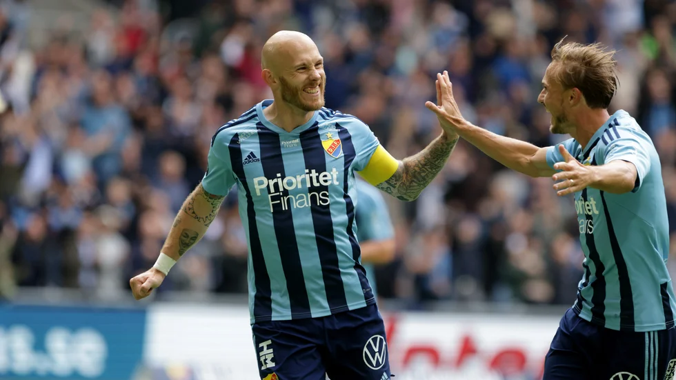 Djurgårdens lagkapten Magnus Eriksson var stor hjälte med sina två mål mot Värnamo.