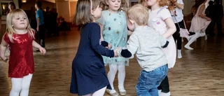 De yngre barnen tog över dansgolvet