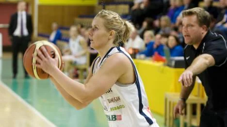 Lisa Ängefjord fortsätter i Luleå Basket.