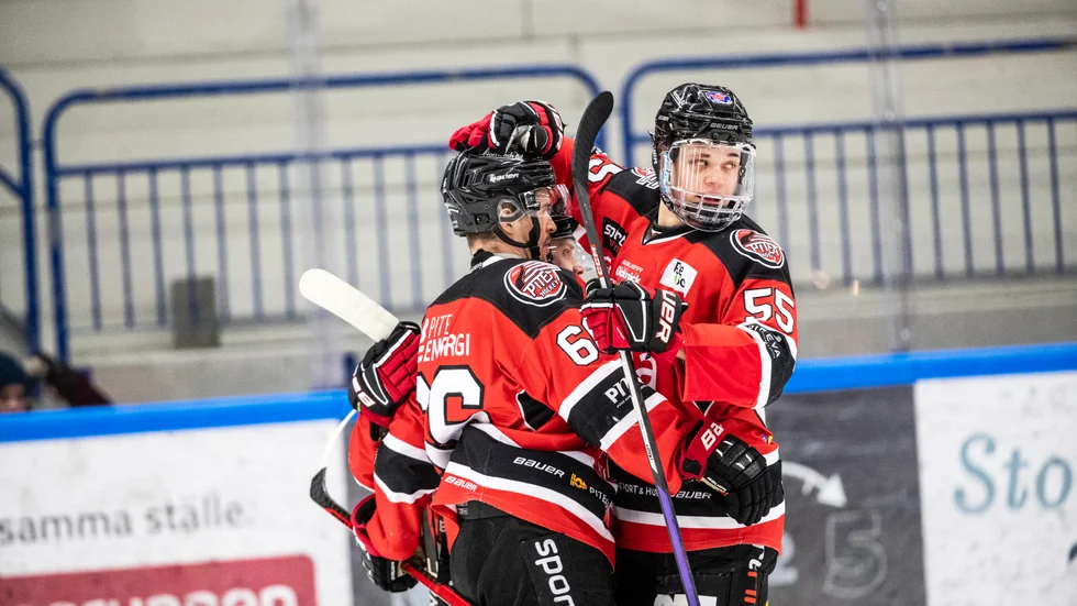 Piteå Hockey presenterar en utländsk forward under fredagens internmatch i LF Arena (Arkivbild)