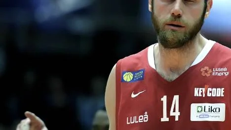 Nästan matchvinnare - men John Rosendahl hade hellre tagit två poäng och seger i semifinal två.