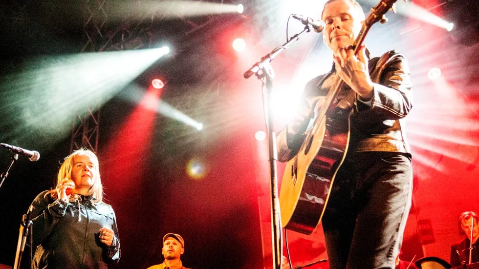 Stuart Murdoch och hans vänner i Belle & Sebastian gjorde en fin spelning i natten.