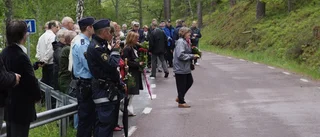 Minnesstund på mordplatsen