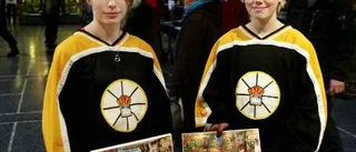 Traditionstyngt inslag på skyltsöndagen