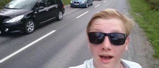 Han skippade bilkön och sprang till Kolmården