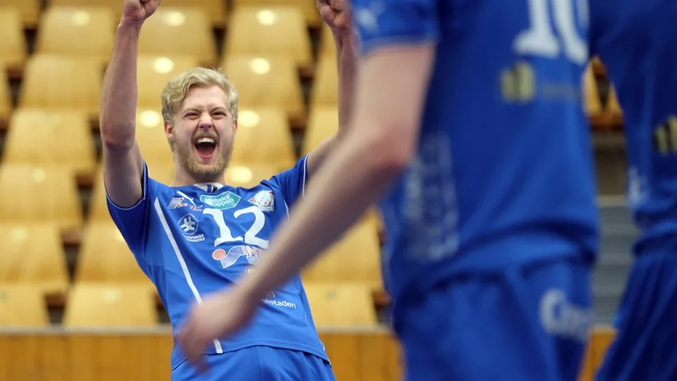 Erik Sundberg LVC hade inga problem med att visa känslor i vinstmatchen mot Hylte i semifinal 3