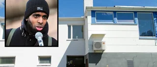 Han fördömer attacken