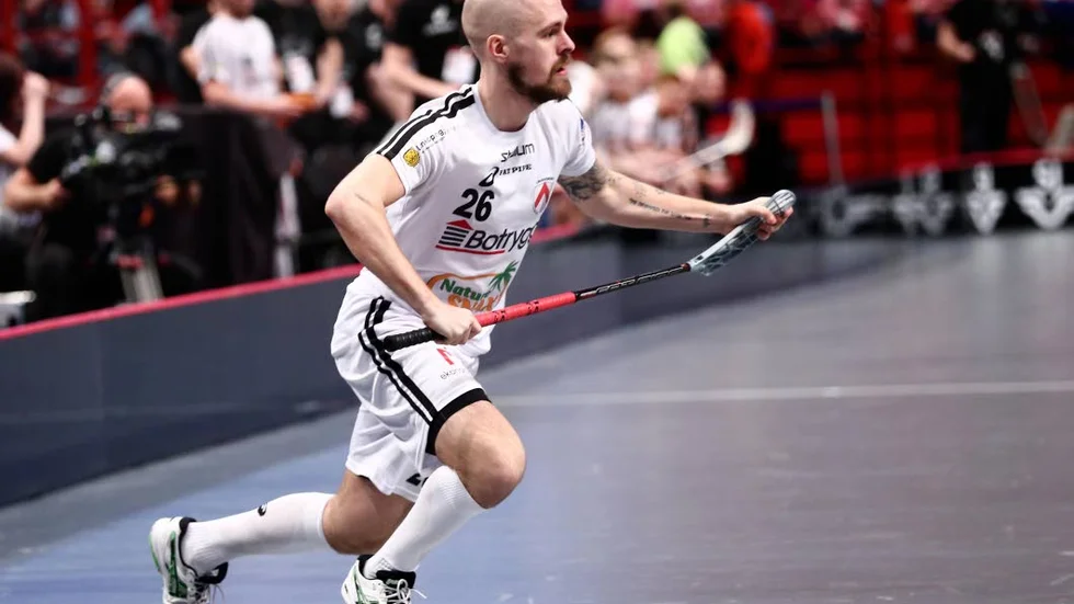 Comeback. Simon Klein spelar med Libk igen – men bara fram till november.